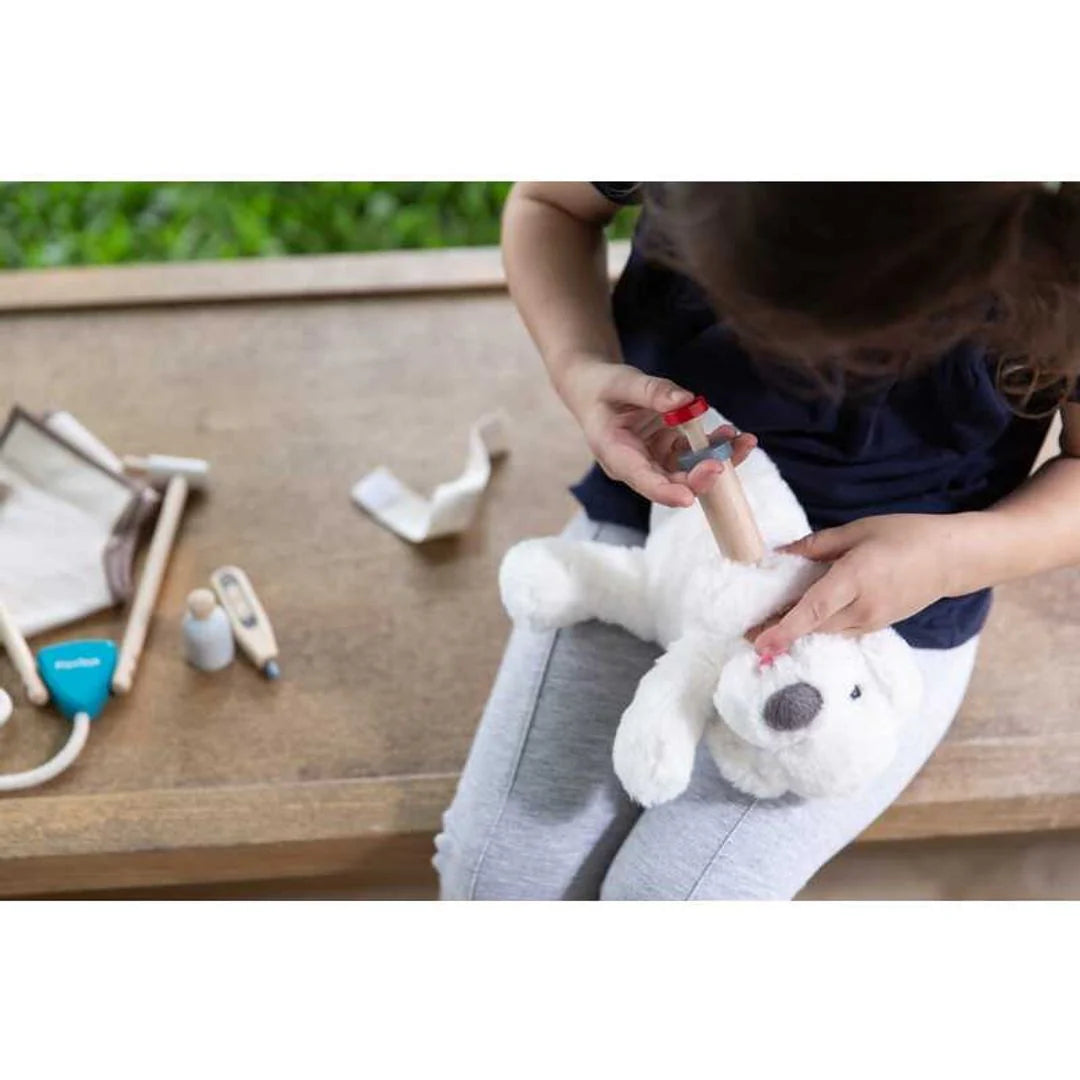 Vet Set by Plan Toys