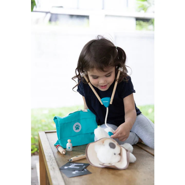 Vet Set by Plan Toys