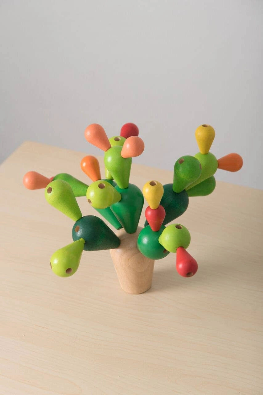 Balancing Cactus by PlanToys