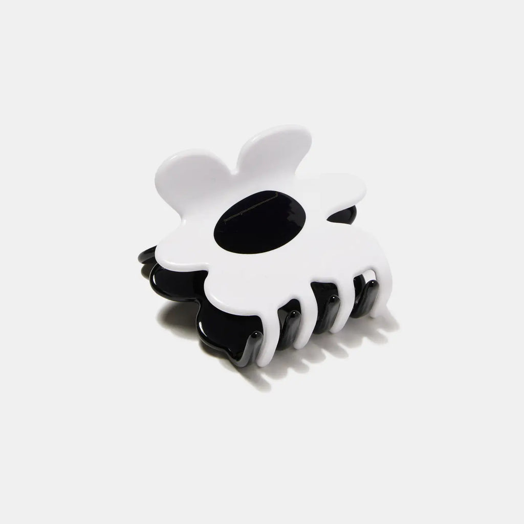 Flower Claw in Black + White by Chunks