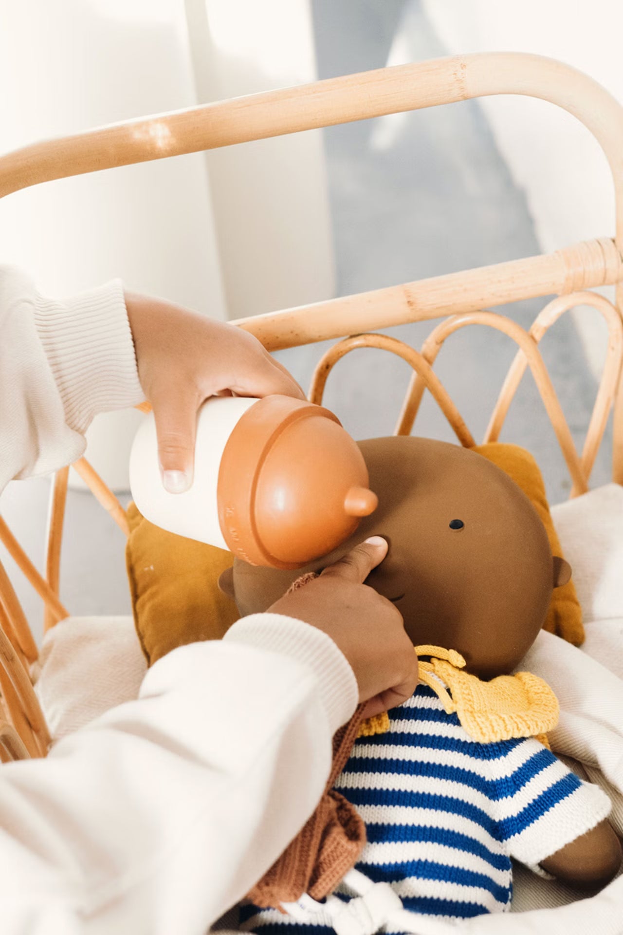 Gommu Bottle by GOMMU