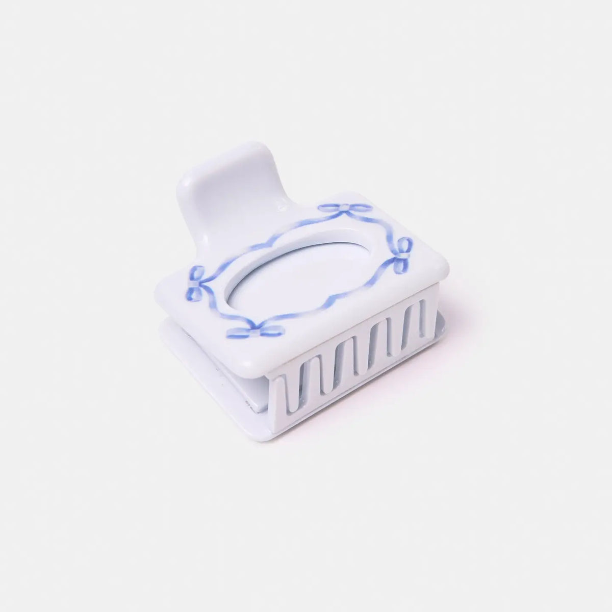 Midi Box Claw in Heirloom Blue