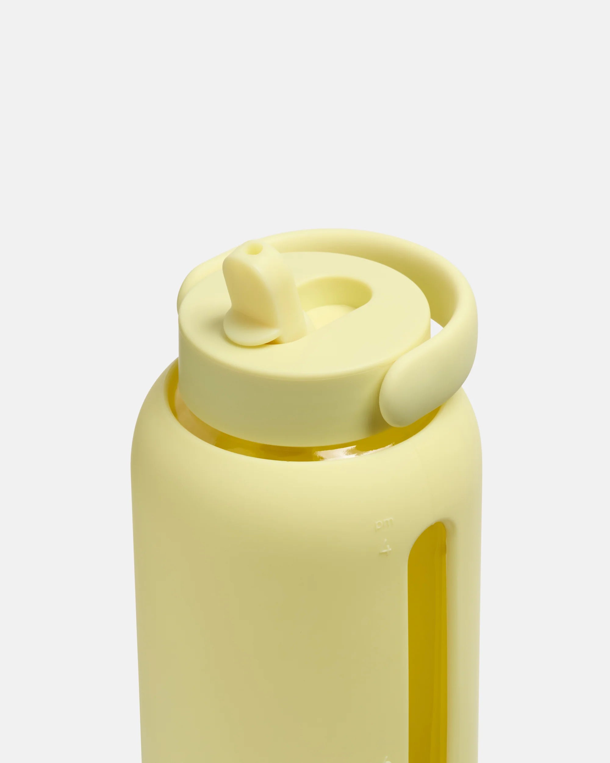 Flip Cap Day Bottle Glass Water Bottle 21 oz (more colors)