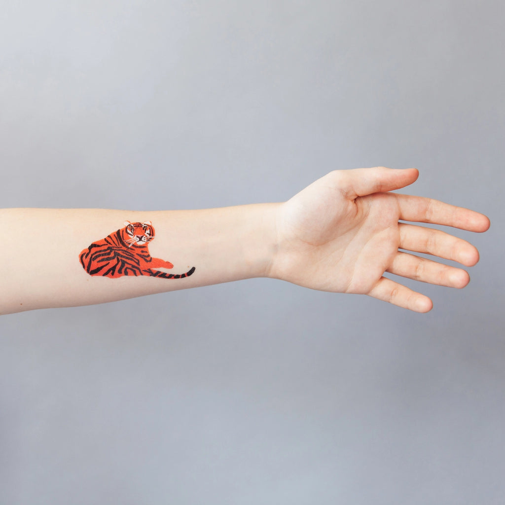 Le Tigre Tattoo by Tattly