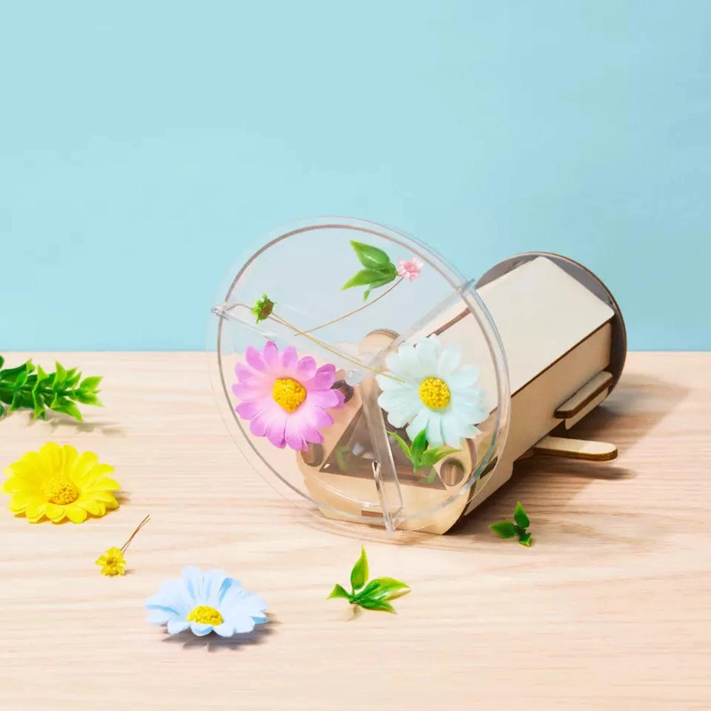 Nature Kaleidoscope Set by KiwiCo
