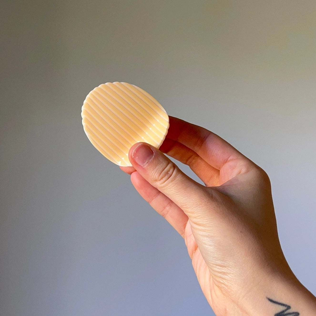 Ruffle Chip Hair Claw by Jenny Lemons