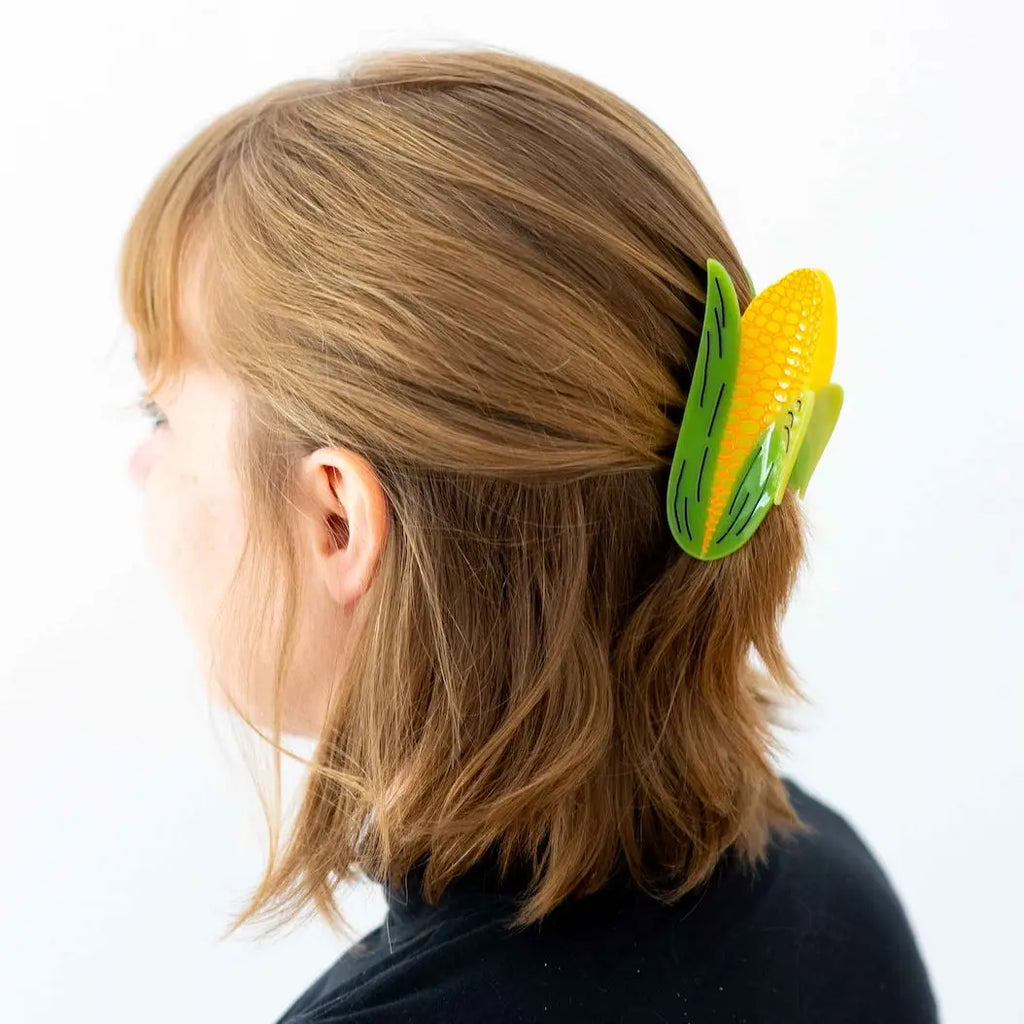 Corn Hair Claw by Jenny Lemons