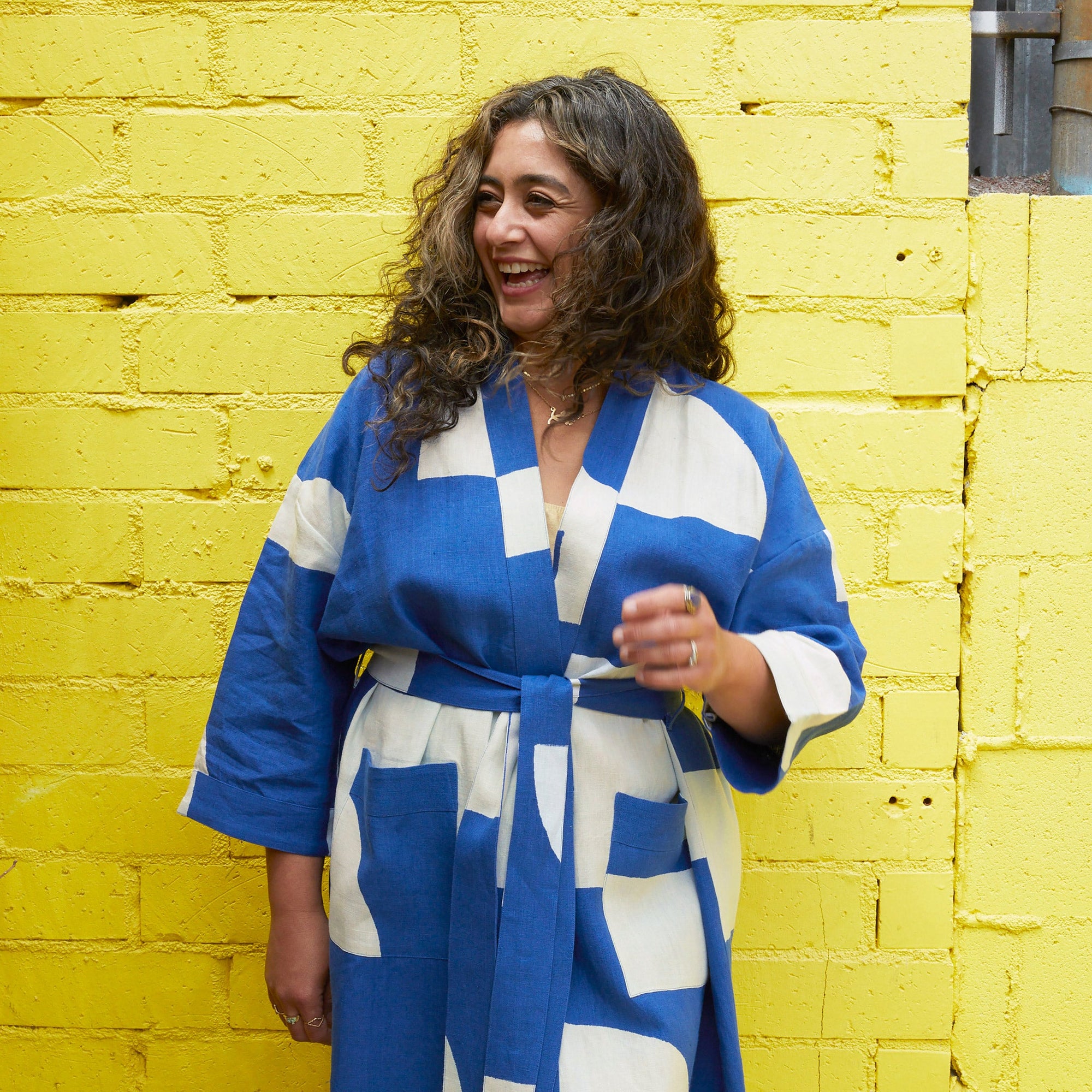 Alma Robe