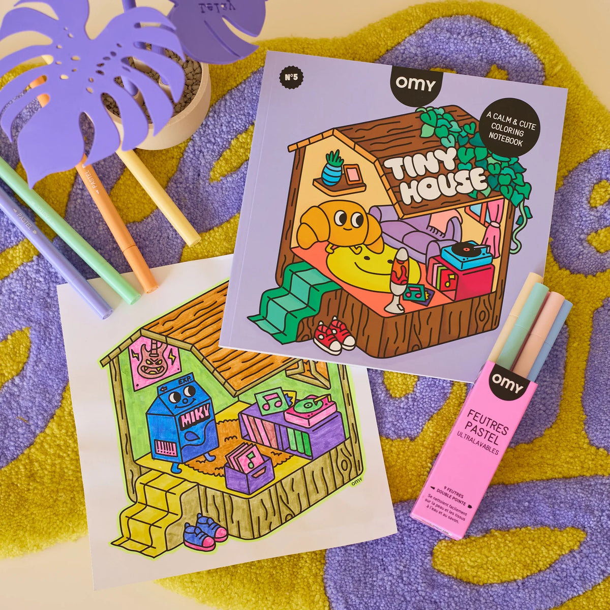Tiny House - Cozy Art Coloring Book