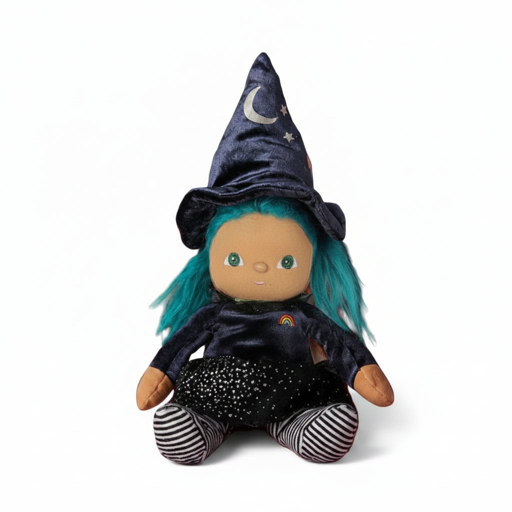 Dinky Dinkum Winnie Witch