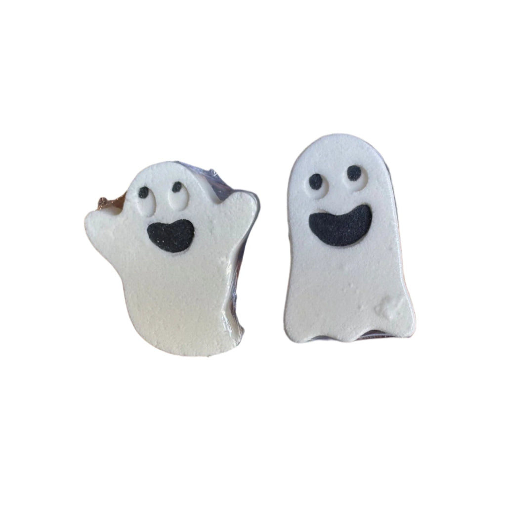 Ghost Bath Bomb by Poppy & Thyme