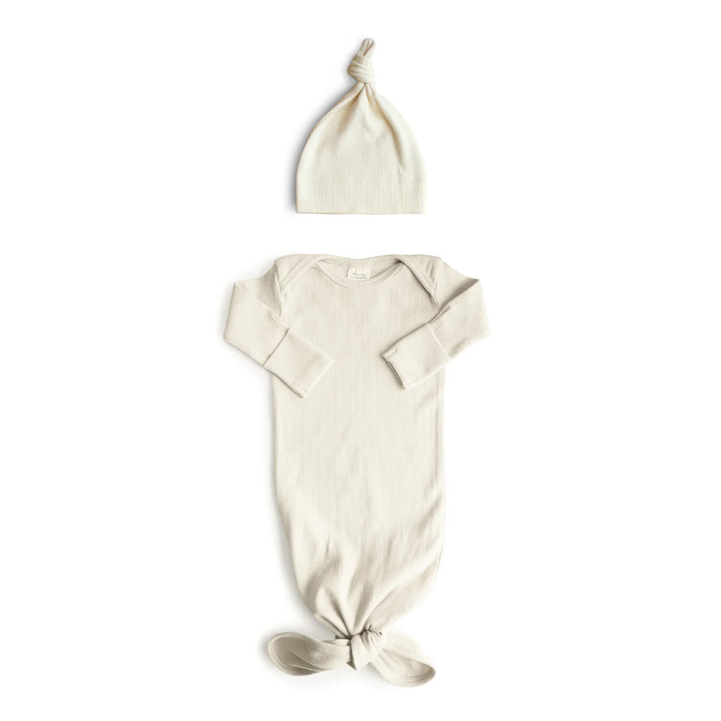 Ribbed Knotted Baby Gown + Beanie Set by Mushie