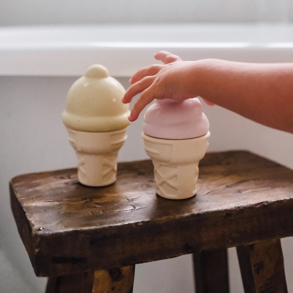 Ice Cream Splash Toys by SUNNYLIFE