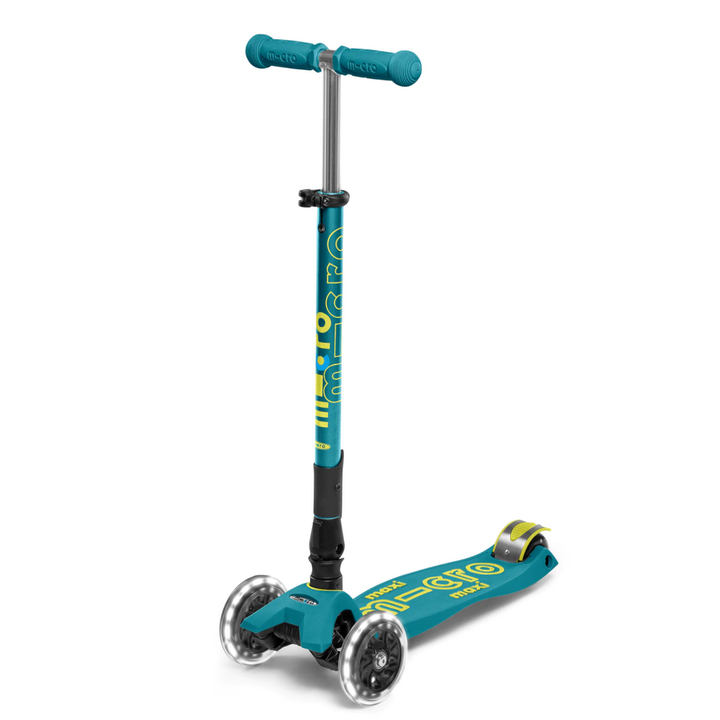 Micro Maxi Foldable Scooter - LED Wheels by Micro Kickboard