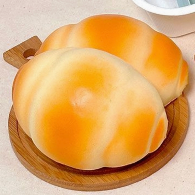 Fresh Bakery Bread Squishy by K-Wonderland