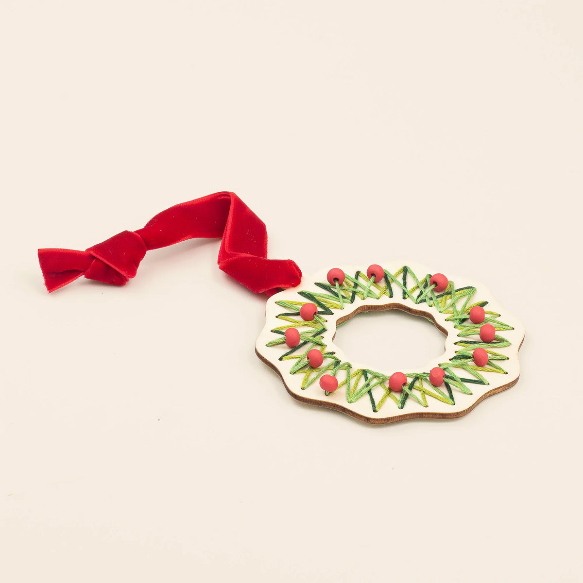 Stitched Wreath Decoration Kit