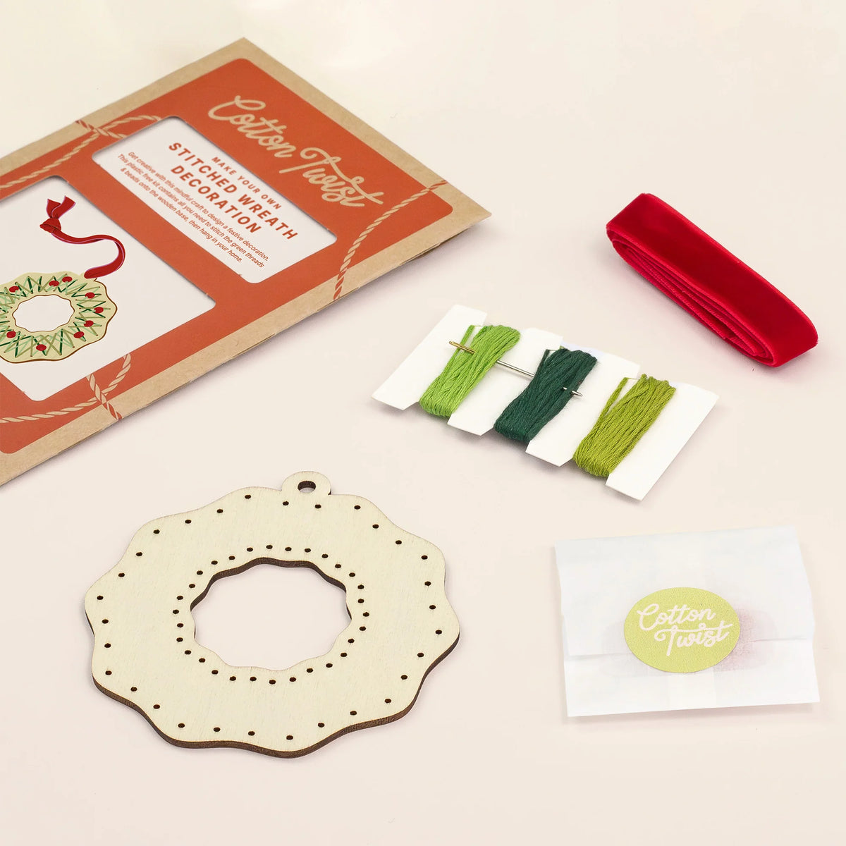 Stitched Wreath Decoration Kit