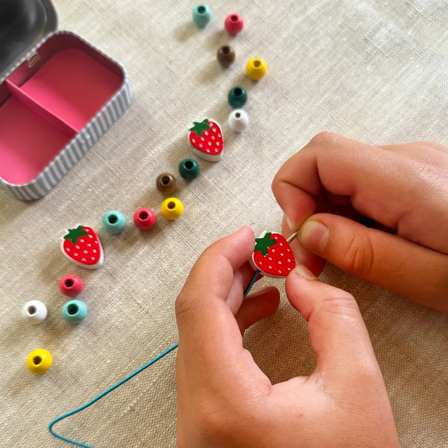 Mini Strawberry Bead Kit