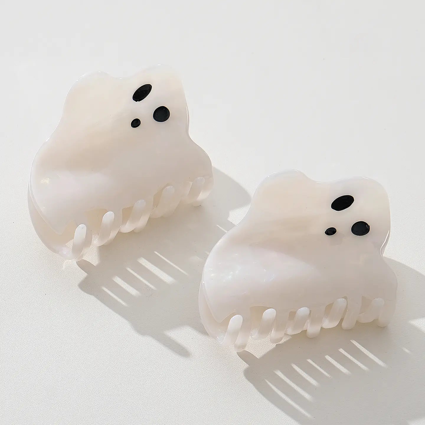 Ghost Large Claw Clip