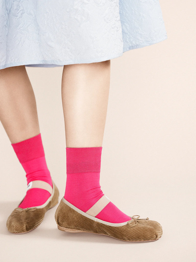 Trouser Crew Socks in Dragonfruit by Hansel from Basel