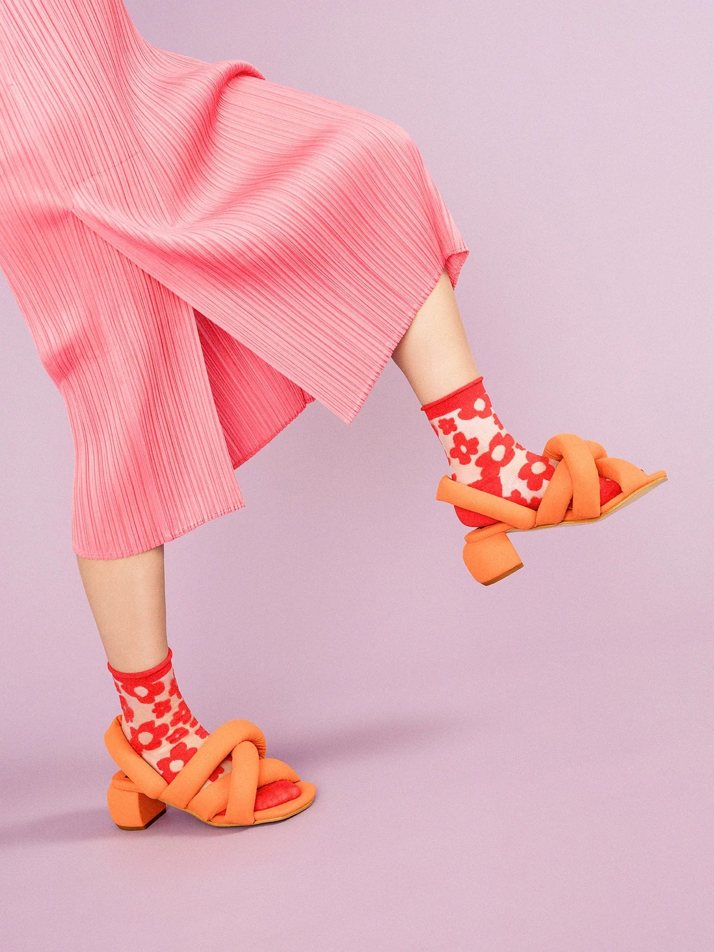 Pop Sheer Adult Short Crew Socks