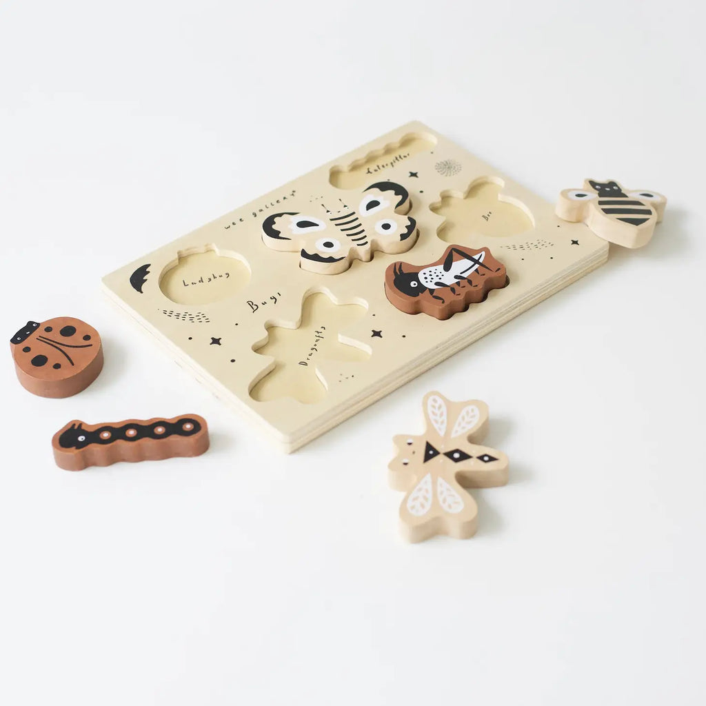 Wooden Tray Puzzle - Bugs by Wee Gallery