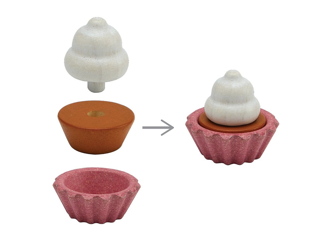 Pretend 2025 cupcake set