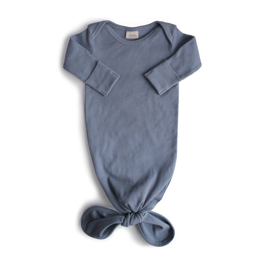 Ribbed Knotted Baby Gown by Mushie